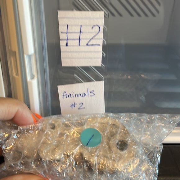 Vintage Harvey Knox Tabby Cat Figurine Ready to Pounce - Picture 7 of 7